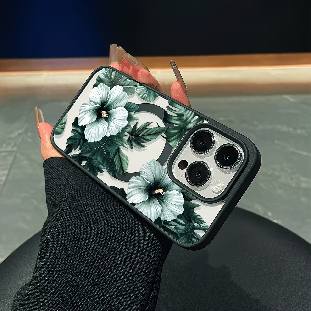 Grüne Blumenmuster Handyhülle  – Apple Iphone 15 Pro Max Bewertung und Preis